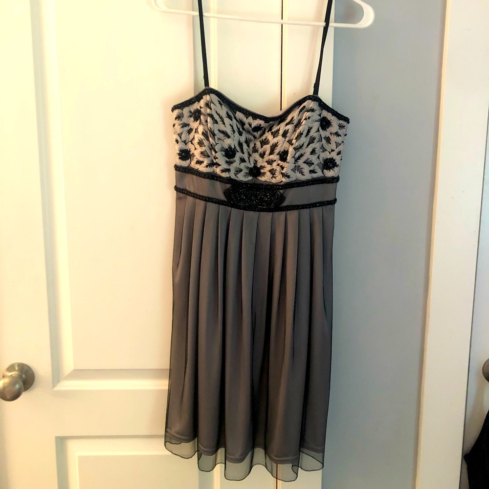 Black and silver Studios W by Sue Wong cocktail dress size 10